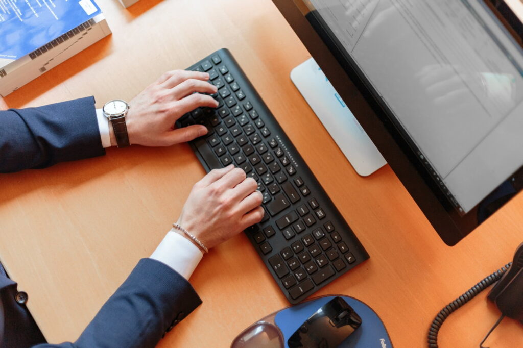 Selling business IT hardware